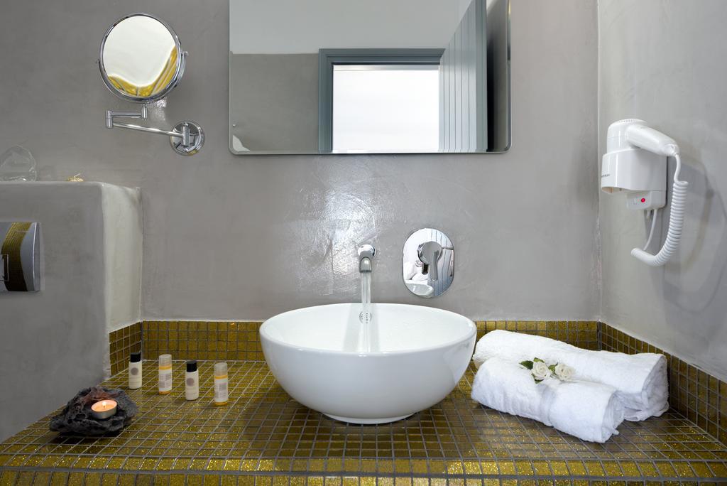 Pancratium Villas & Suites อาโกรตีรี ภายนอก รูปภาพ